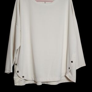 Chic Cream Women's Sweatshirt with Button Accents